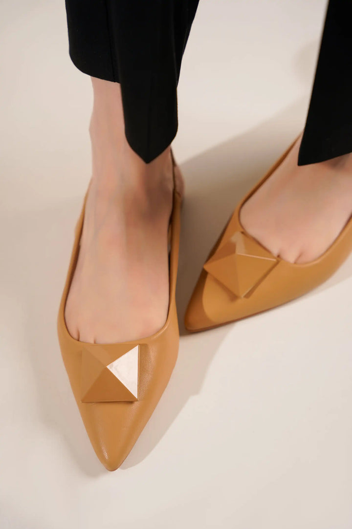 POINTED SLINGBACK FLATS - POINTED FLATS