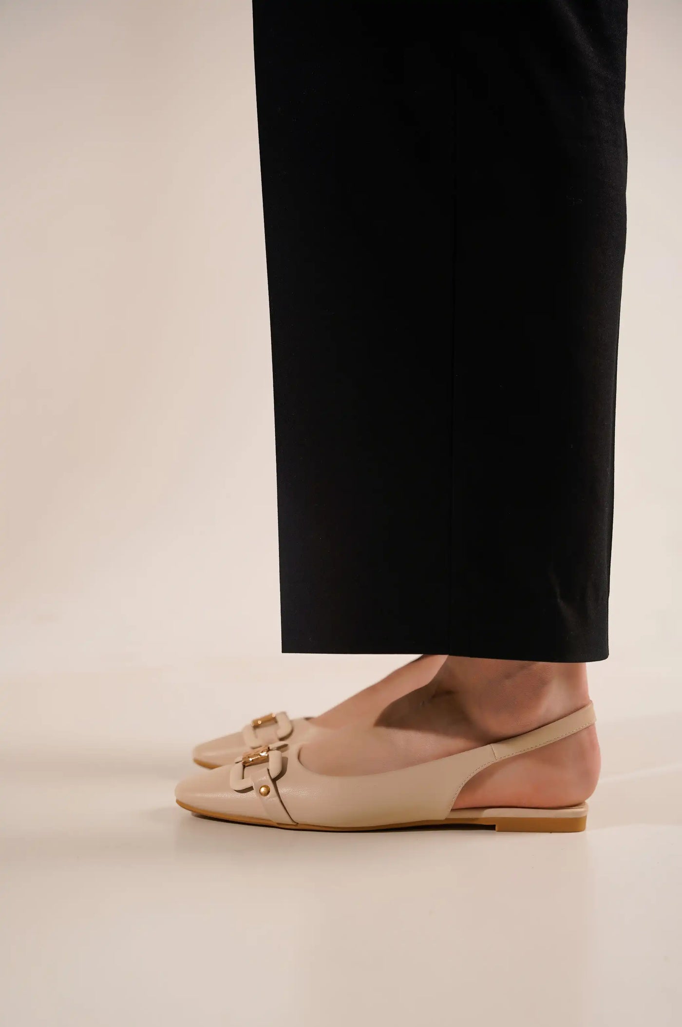 BALLET SLINGBACK PUMPS - POINTED FLATS