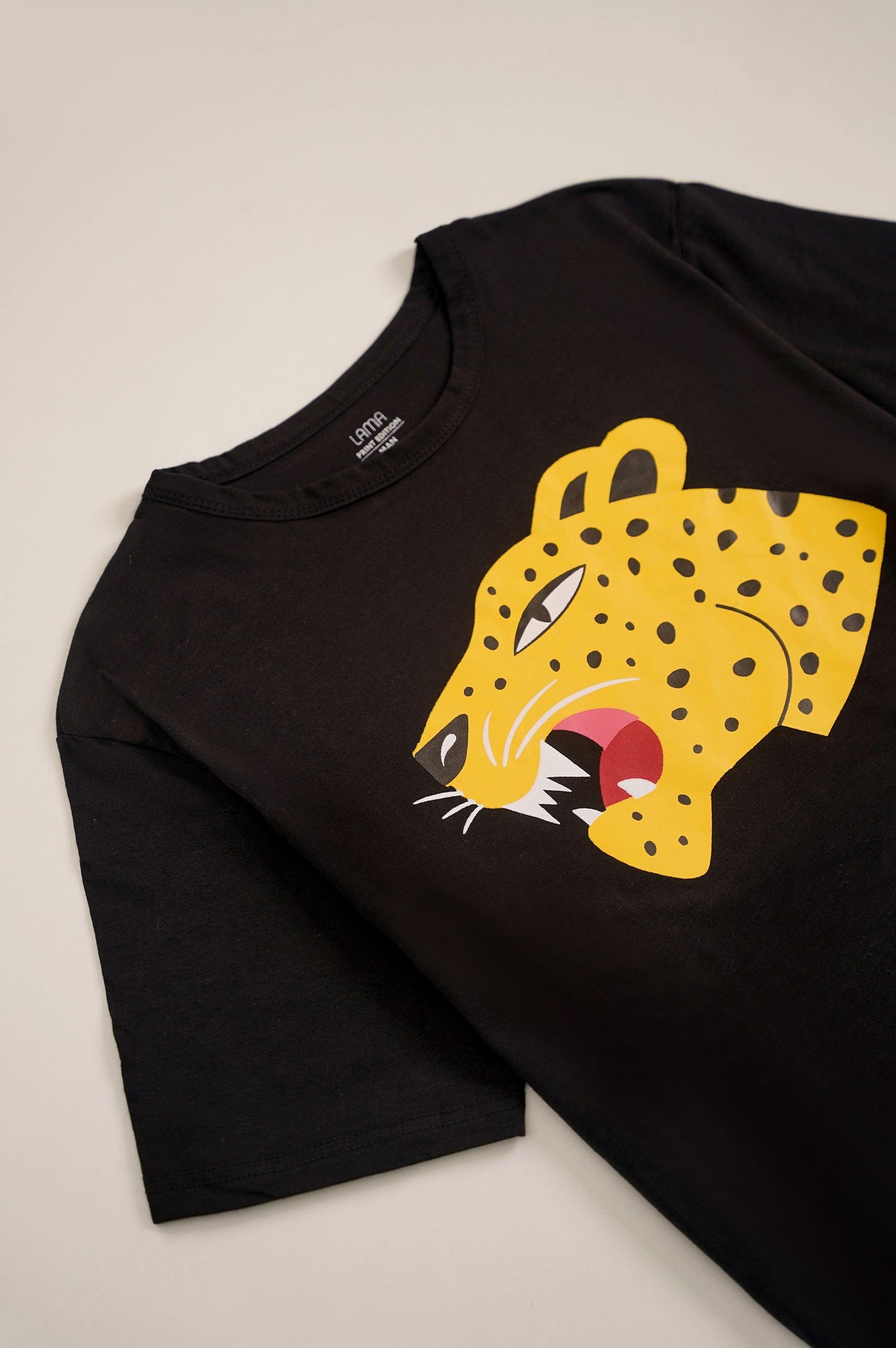 ROARING LEAPORD CREW NECK TEE - ROUND NECK