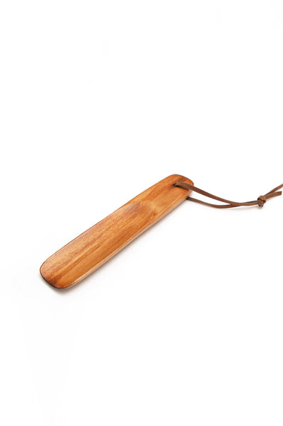 BROWN SHOEHORN